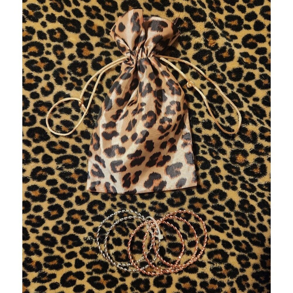 Ladies Gold & Silver Colored Bangle Bracelet Set NWT
